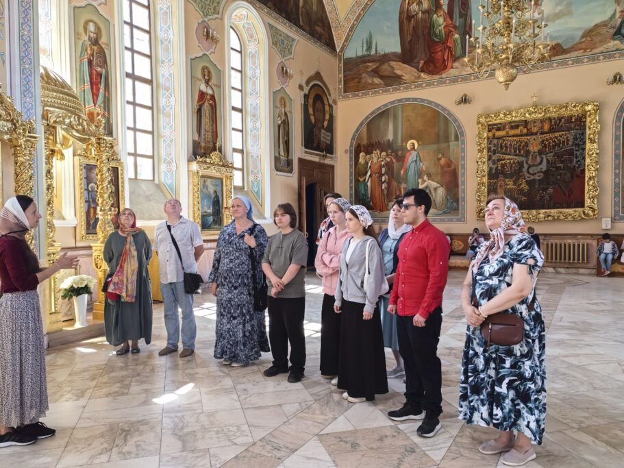Паломническая поездка учащихся воскресной школы в Вознесенскую Давидову пустынь